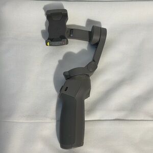 DJI Osmo Mobile Gimbal Stabilizer for Smartphones